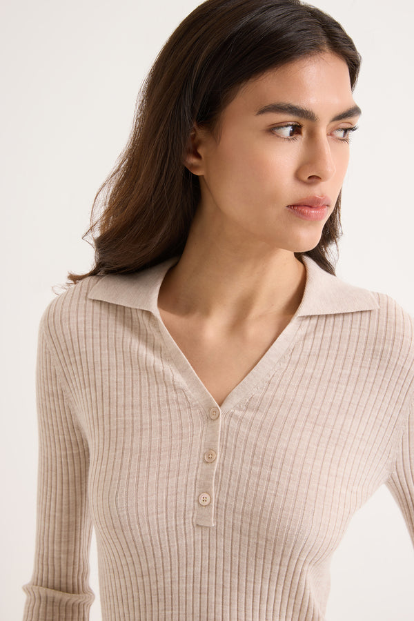 Beige (062)