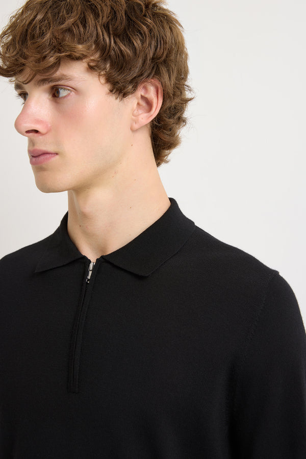 Black (599)