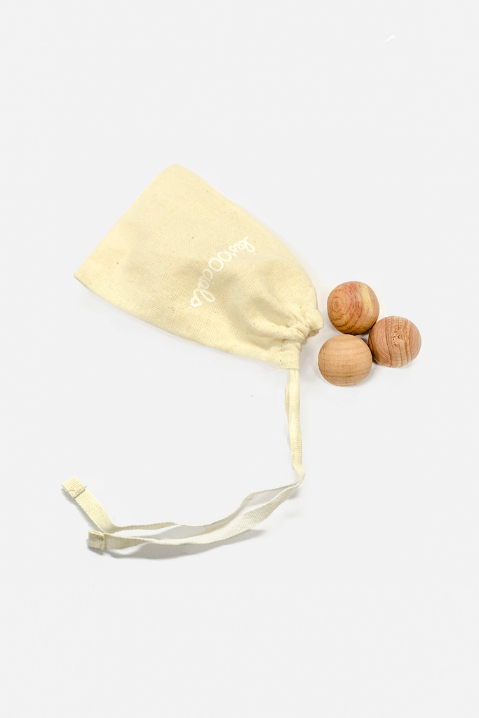 CEDAR BALLS