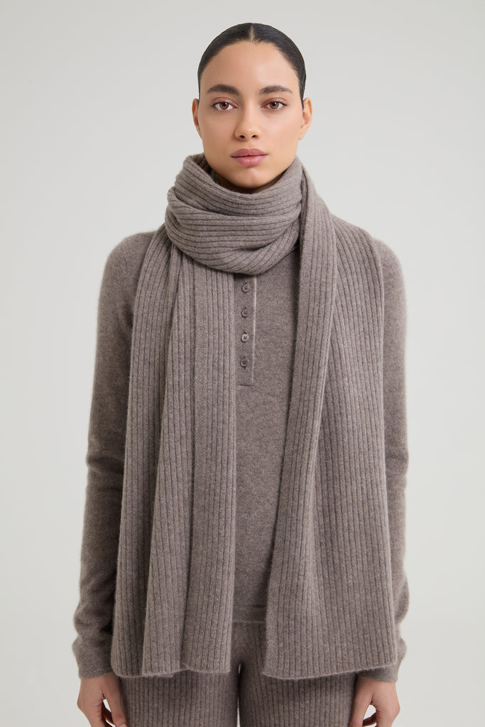 Taupe (486)
