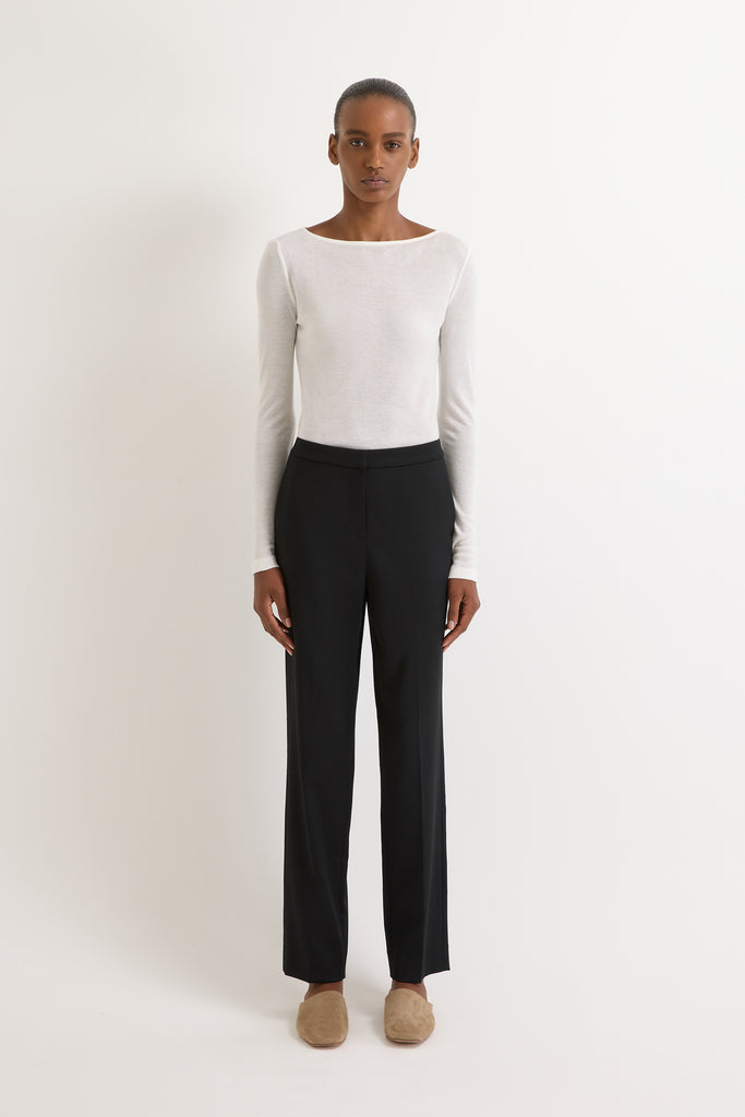 White (000)
