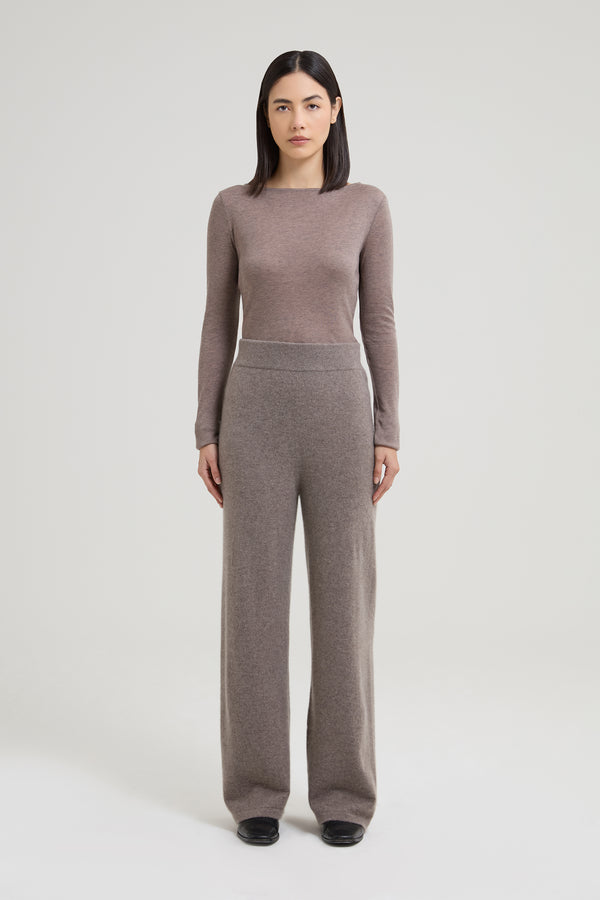 Taupe (486)