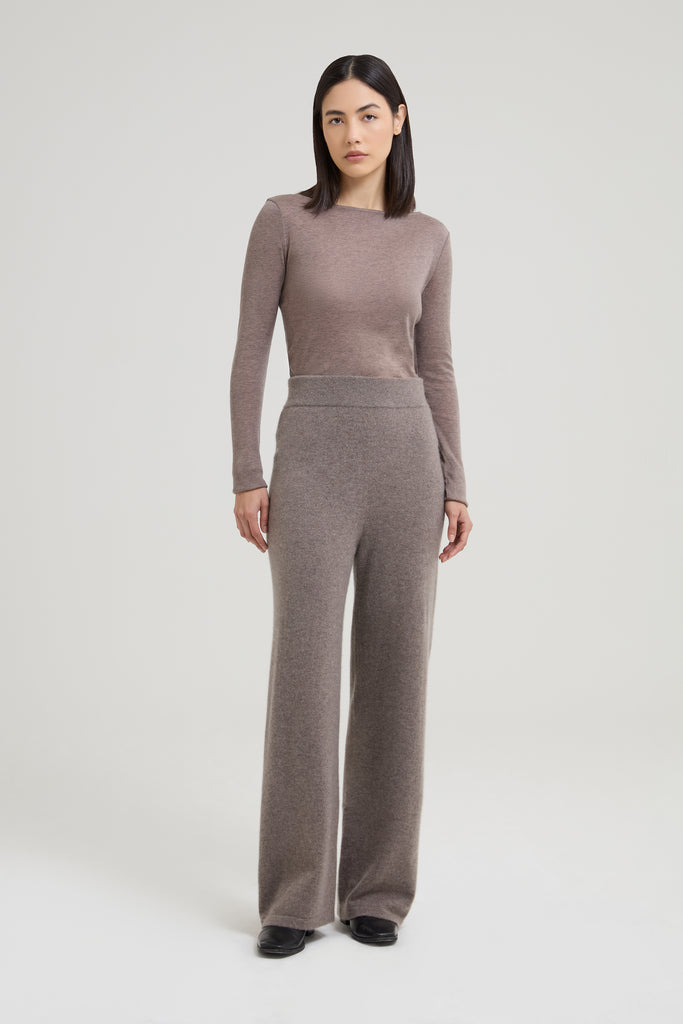 Taupe (486)