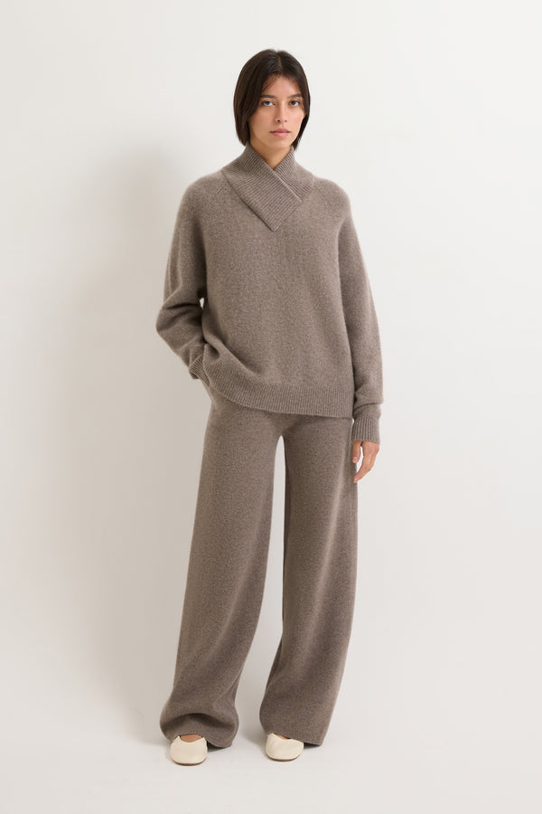 Taupe (486)