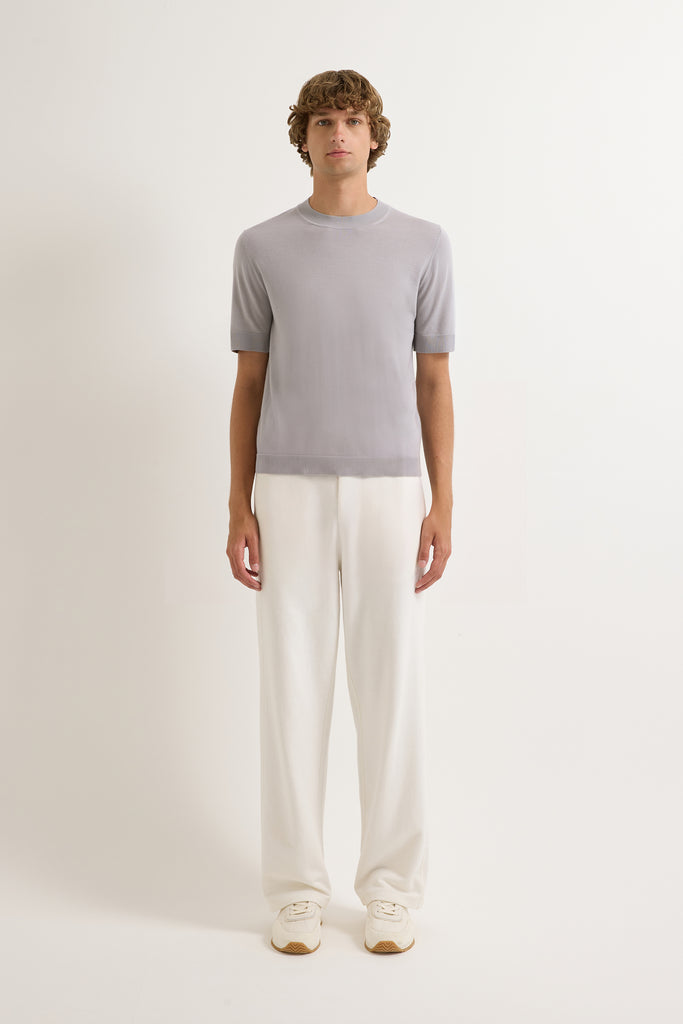 Grey (575)