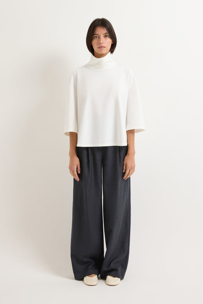 White (000)
