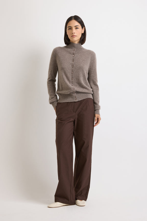 Taupe (486)