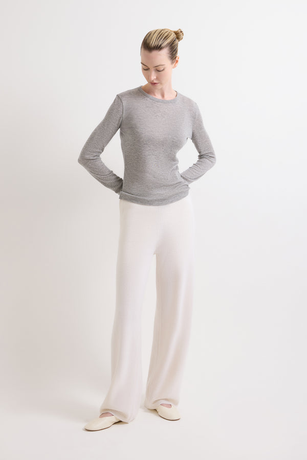 Grey (575)