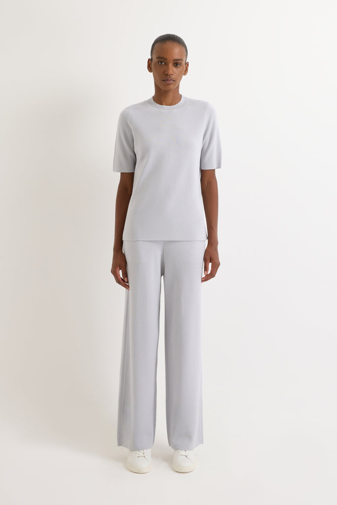 Ice Grey (563)