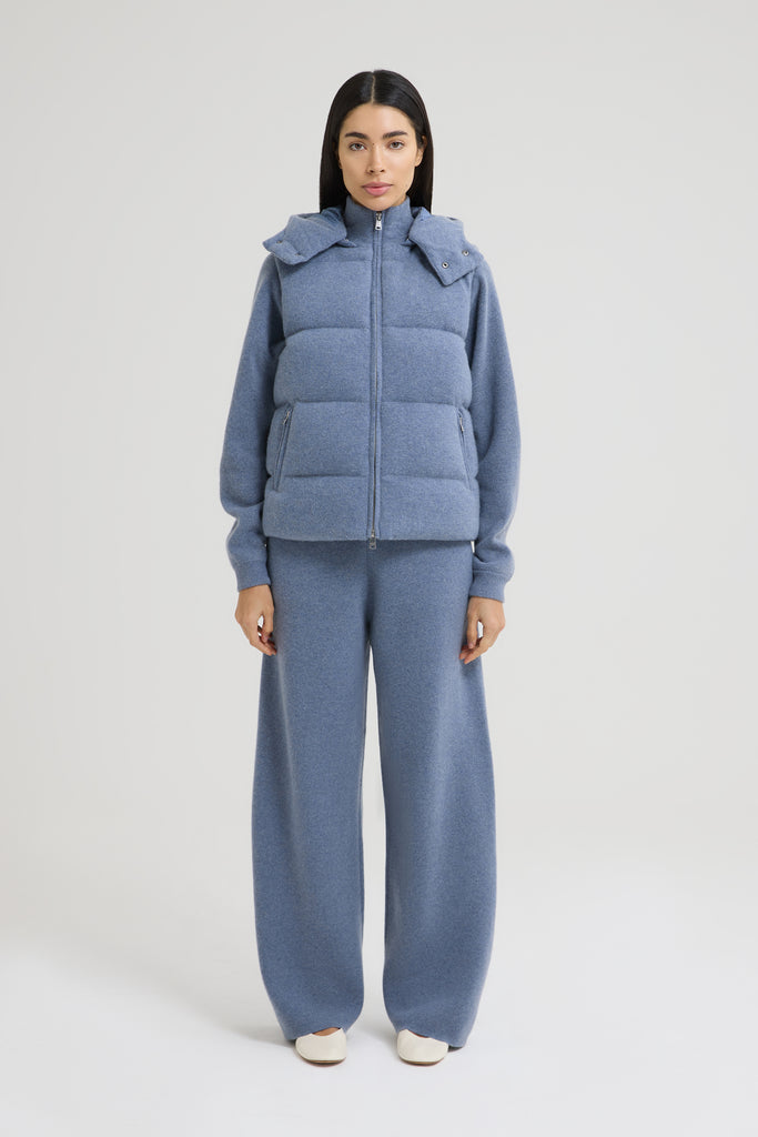 Grey Blue (379)