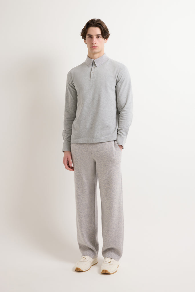 Grey (575)