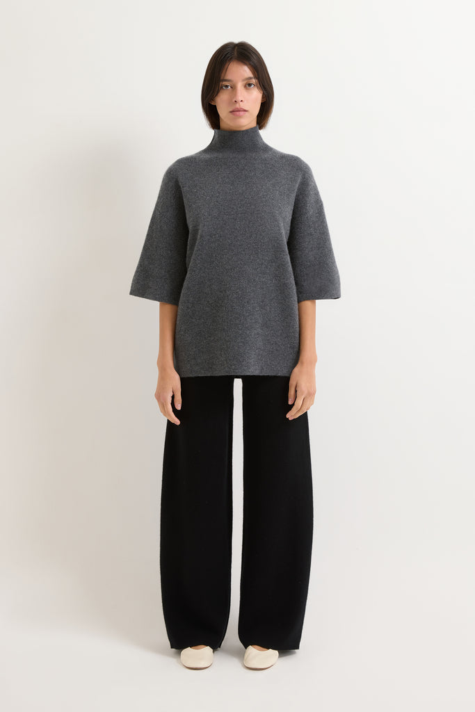 Charcoal (586)
