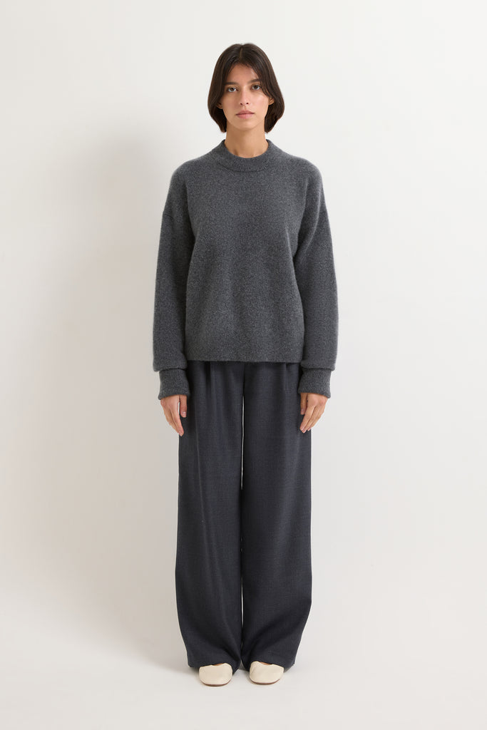 Charcoal (586)