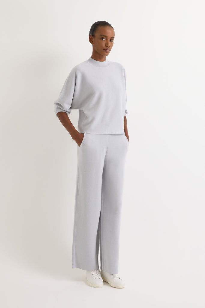 Ice Grey (563)