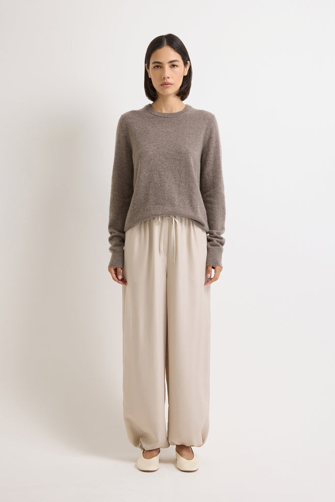 Taupe (486)