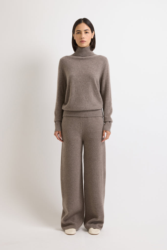 Taupe (486)