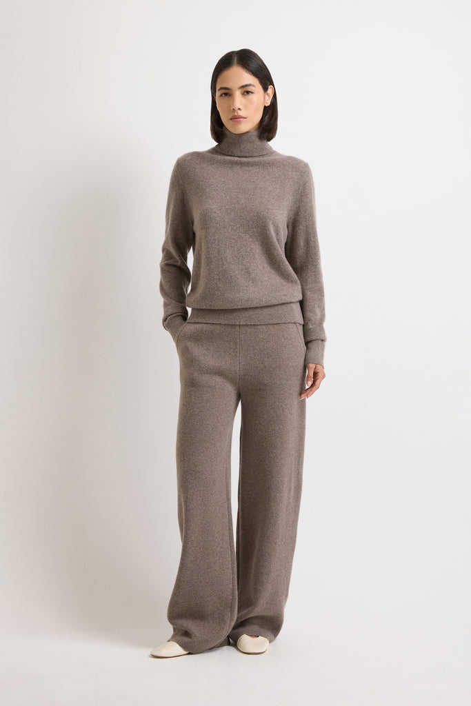 Taupe (486)