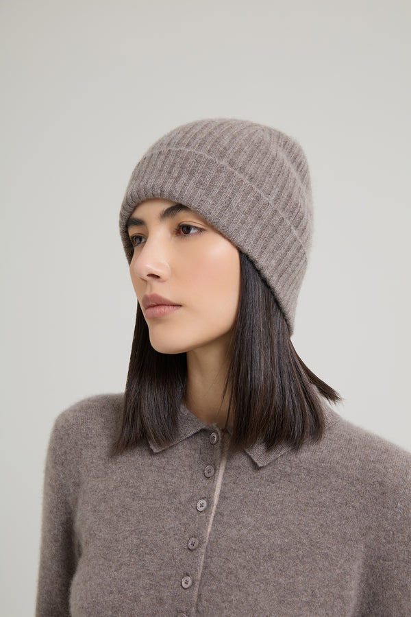Taupe (486)